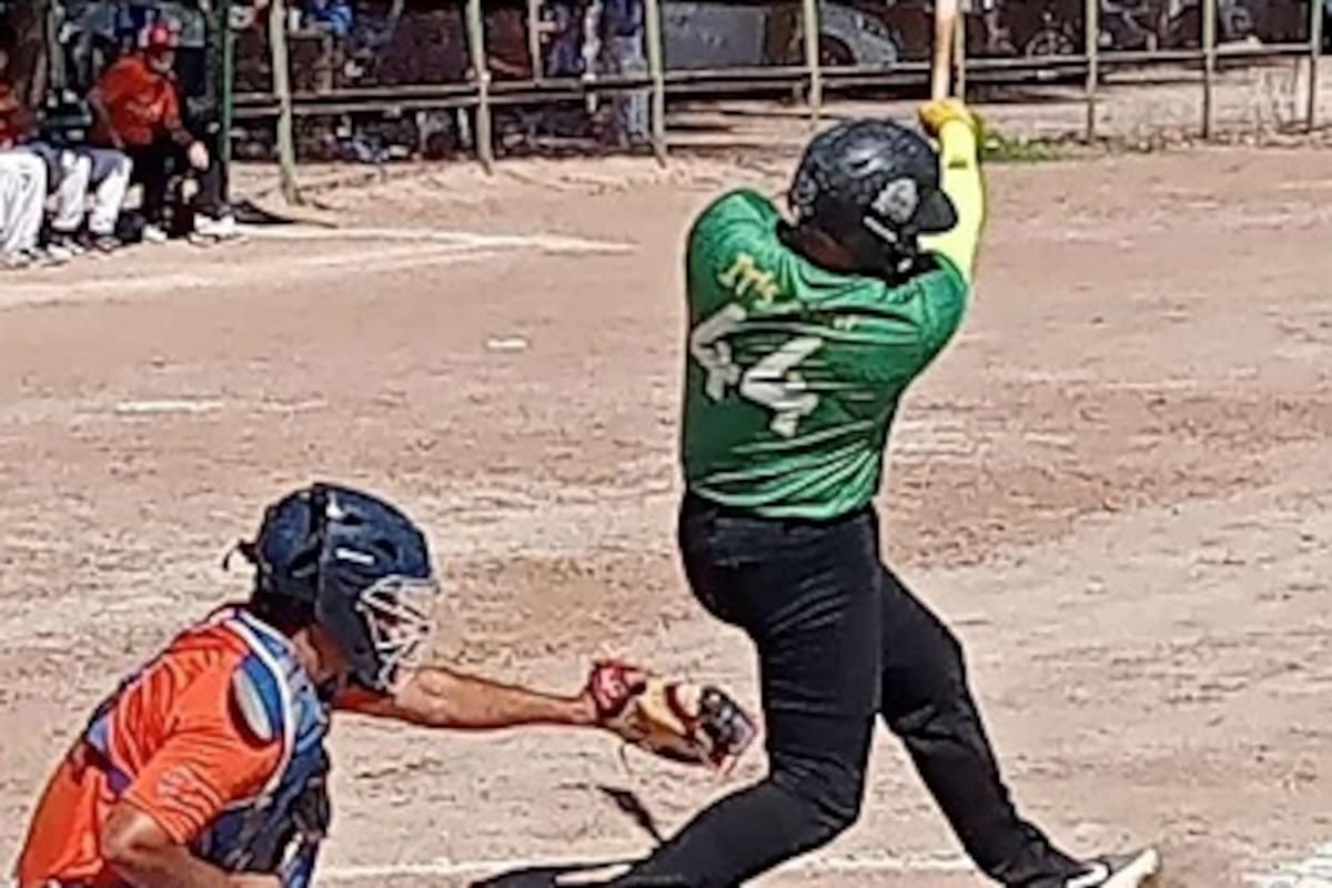 AB44 toma ventaja en la final