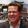Mientras mantiene su agenda en el Senado, Ricardo Anaya enseña a volar en su tiempo libre y busca aportar a la formación de pilotos ante la demanda que enfrenta la aviación mexicana: “Quiero dejar mi granito de arena”