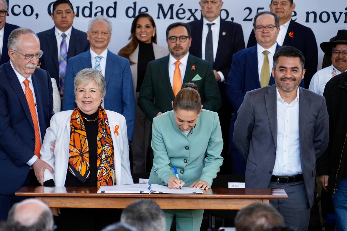 Gobierno de Sheinbaum y gobernadores firman Acuerdo Nacional por el Derecho al Agua