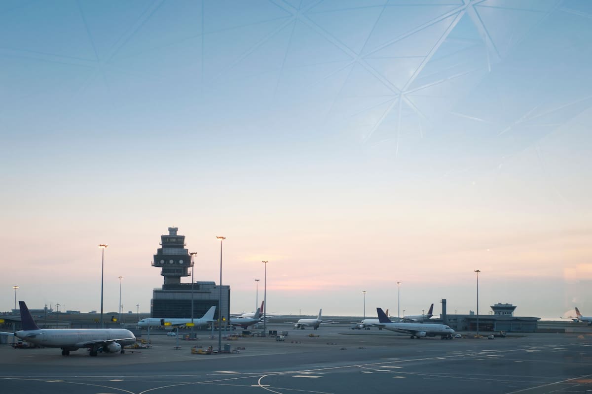 Trabajadores de Magnicharters emplazan a huelga para el 30 de mayo y resguardan aviones ante el impago de salarios y la fuga de sus directivos