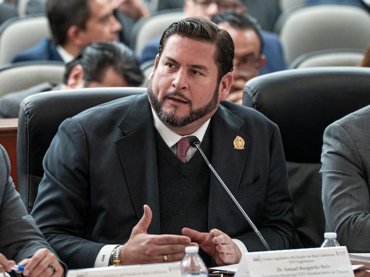 Presenta Burgueño propuesta de Ley de Ingresos 2026