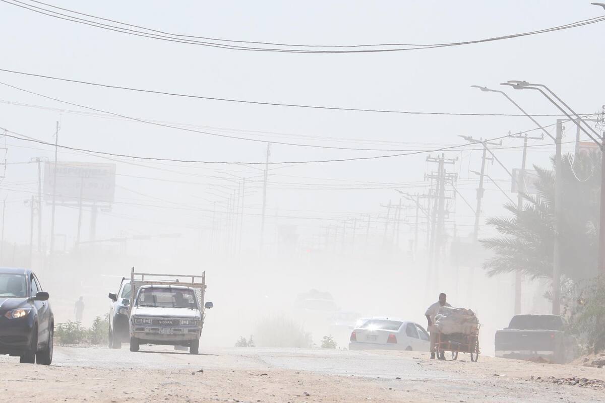 Hermosillo respira "basura" de carros