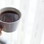 El café con canela y caramelo en el que tal vez no confías por su bajo precio de 66 pesos, pero demostró tener 114 miligramos de cafeína por taza según la Profeco