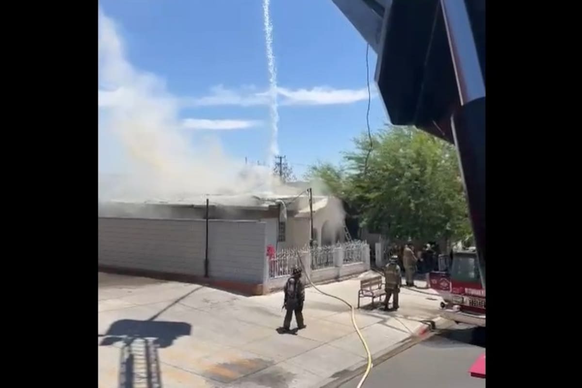 Estrenan unidad de bomberos en incendio junto a conocido banco del Centro