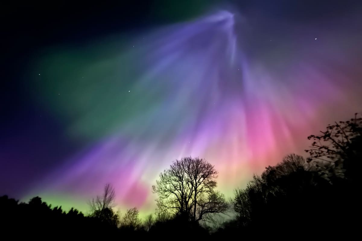 Auroras boreales serán visibles desde EU este fin de semana, con mapas actualizados