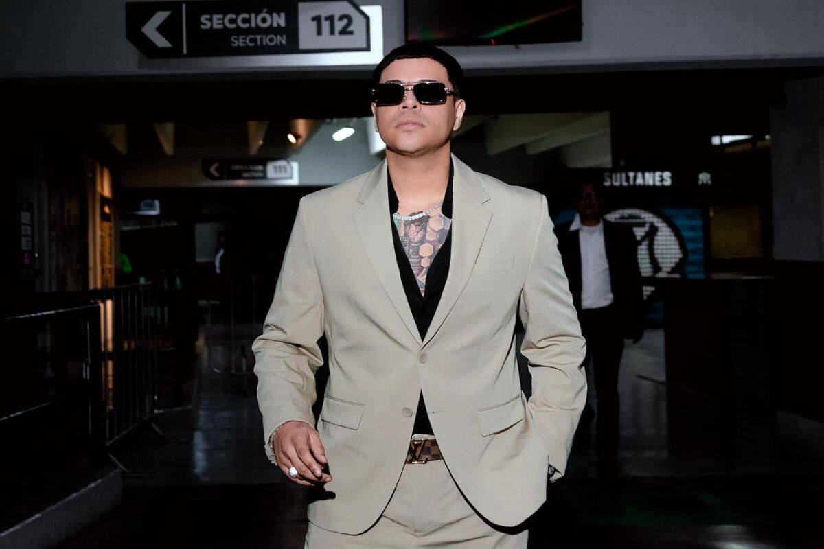 Eduin Caz reacciona a su ausencia en los más escuchados: “Sigo llenando estadios”