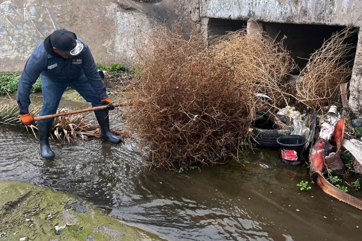 Lluvias adelantadas obligan a acelerar limpieza de arroyos en Rosarito