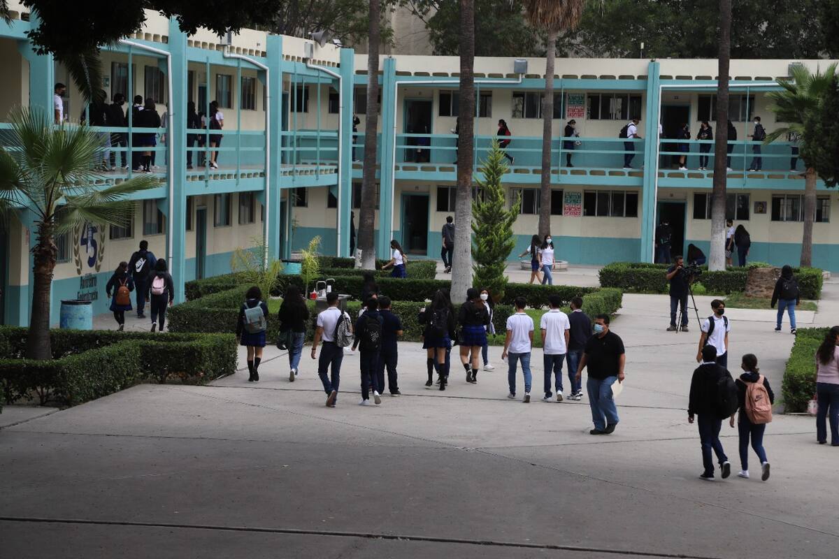 Suspenderán clases presenciales por falta de agua en la ‘prepa’ Lázaro
