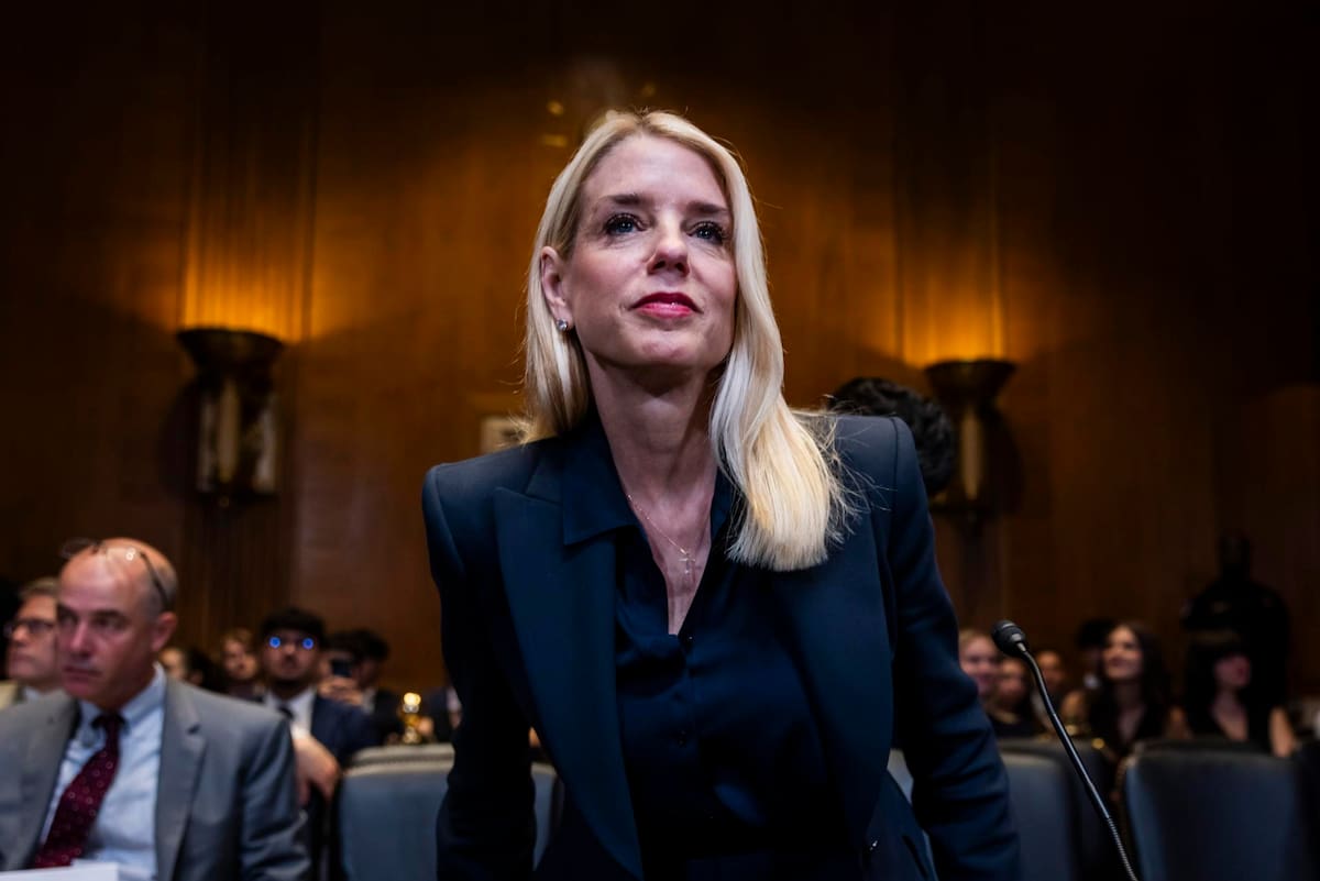 WASHINGTON, 25/06/2025.- La fiscal general de Estados Unidos, Pam Bondi. | Crédito: EFE/EPA/JIM LO SCALZO