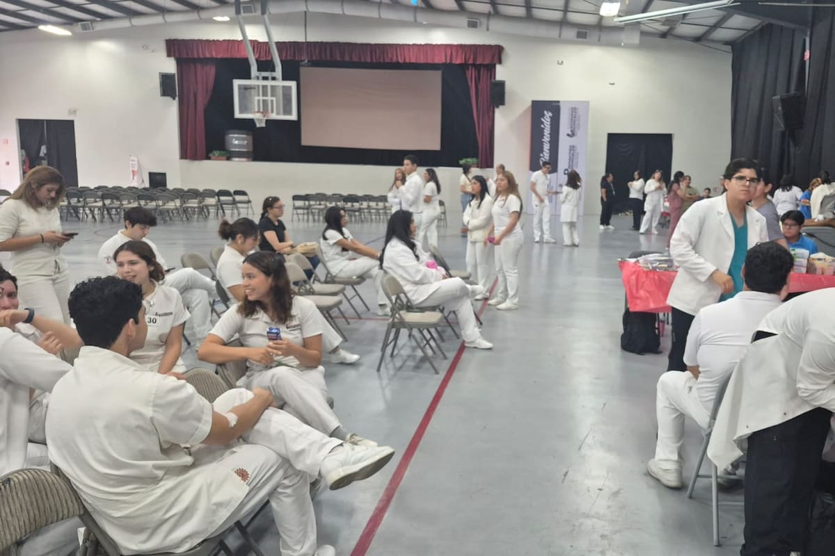 Jóvenes se suman a jornada de donación de sangre en Mexicali; superan las 40 donaciones