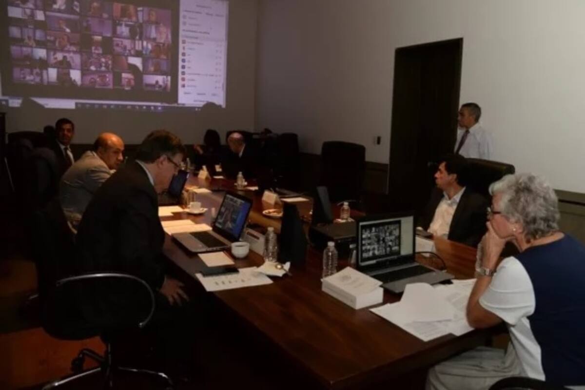 Autoridades federales se reúnen con gobernadores; acuerdan medidas por Covid-19