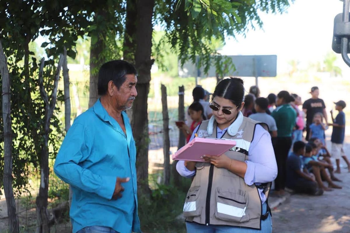 Los recorridos permiten documentar las afectaciones en los hogares y dar seguimiento a las necesidades de sus habitantes. FOTO: ESPECIAL