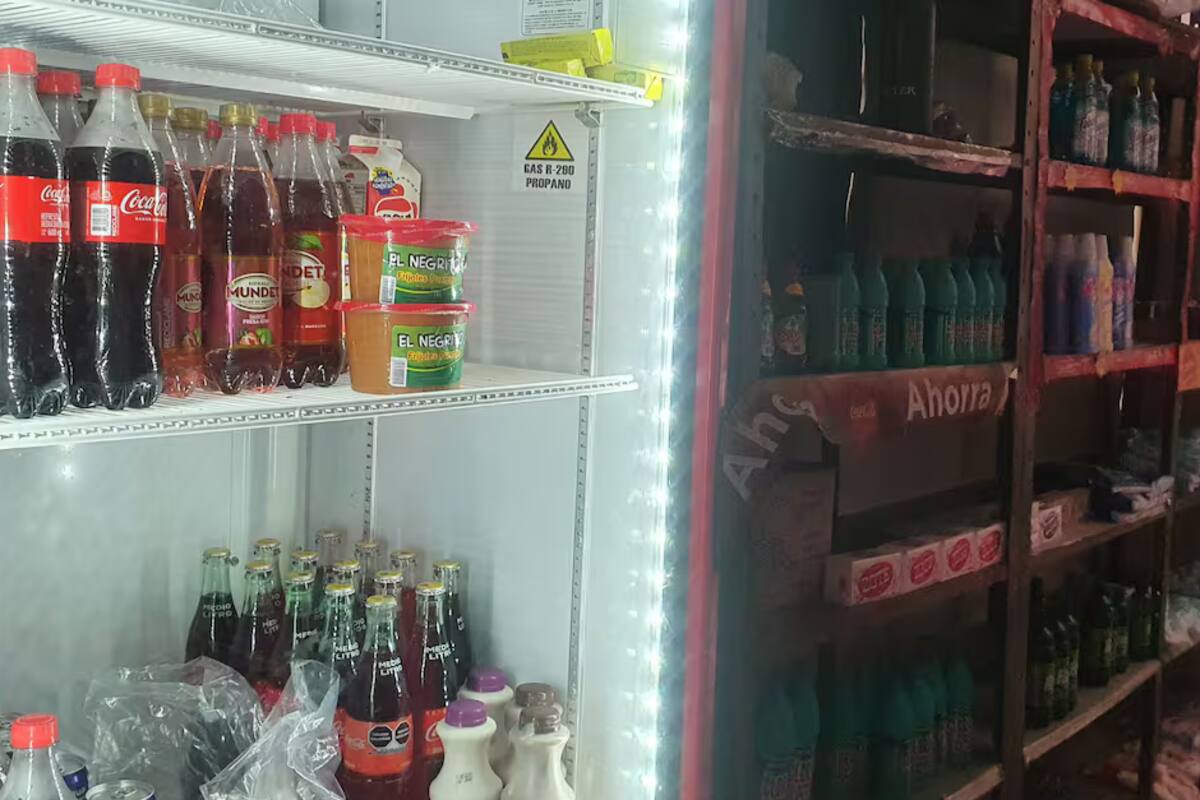 Abarrotes unen a los vecinos