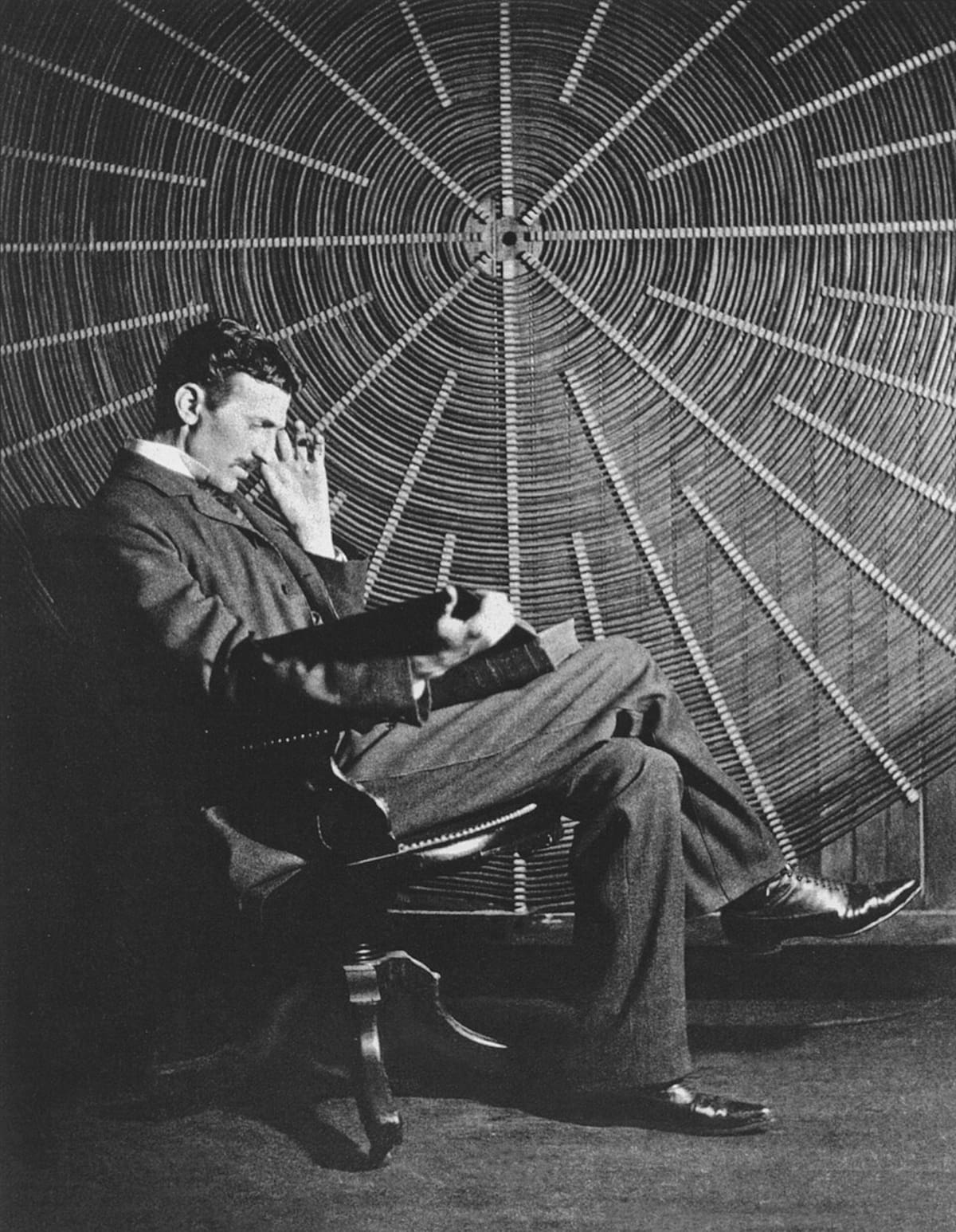 Nikola Tesla.