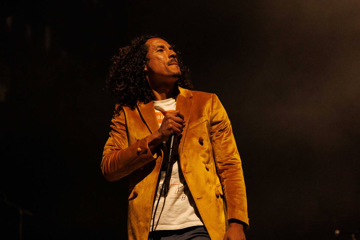 Chicano Batman  se presentó en el Cal Coast Credit Union como parte de su gira con el nuevo álbum “Notebook Fantasy”.