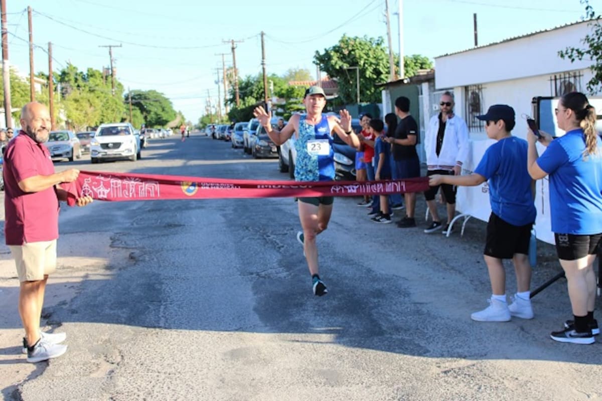 Valdez y Mendoza repiten en la carrera de Contadores