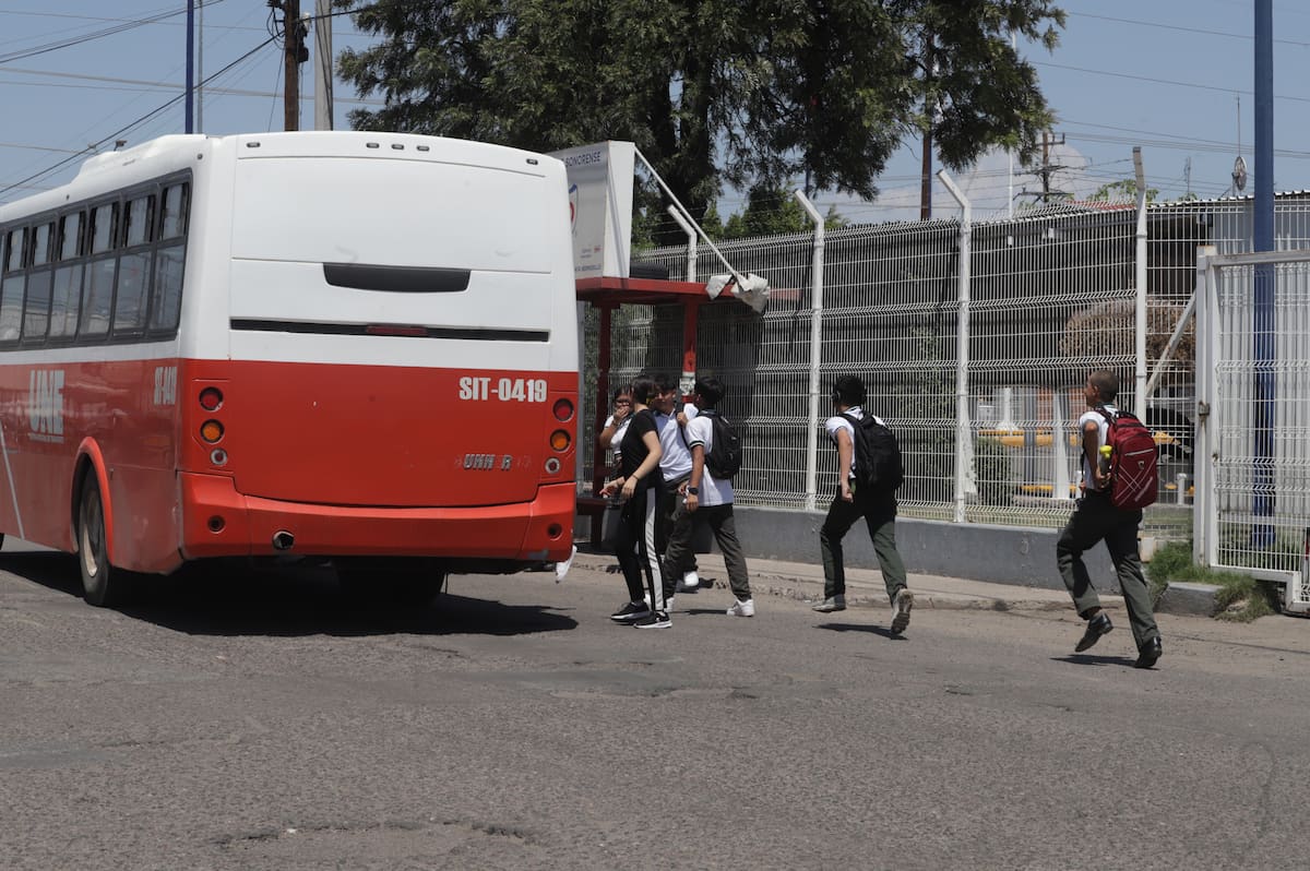 Activistas advierten que la ausencia del programa “Policía a Bordo” ha reducido la vigilancia en camiones. FOTO: BANCO DIGITAL