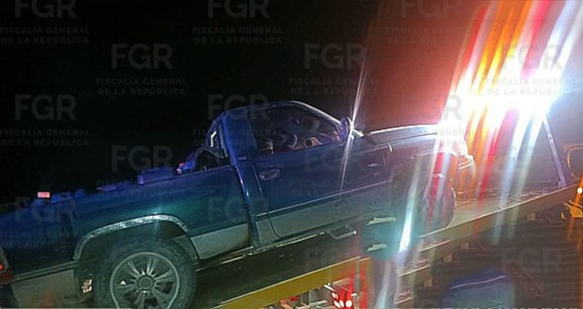 Dos hombres fueron detenidos en El Centinela con 584 litros de diésel presuntamente sustraído de manera ilícita. Foto: Cortesía