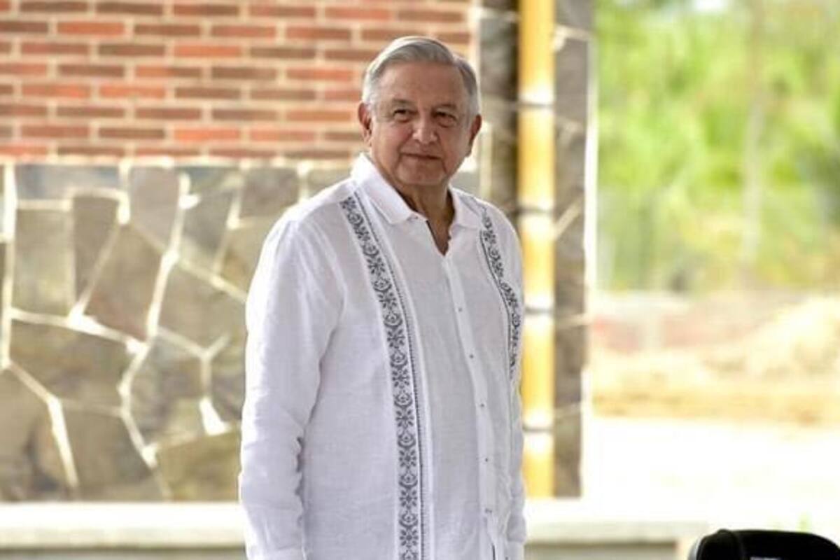 AMLO compartirá mensajes a través de Facebook, mientras no lo censuren, afirmó durante gira en Guerrero