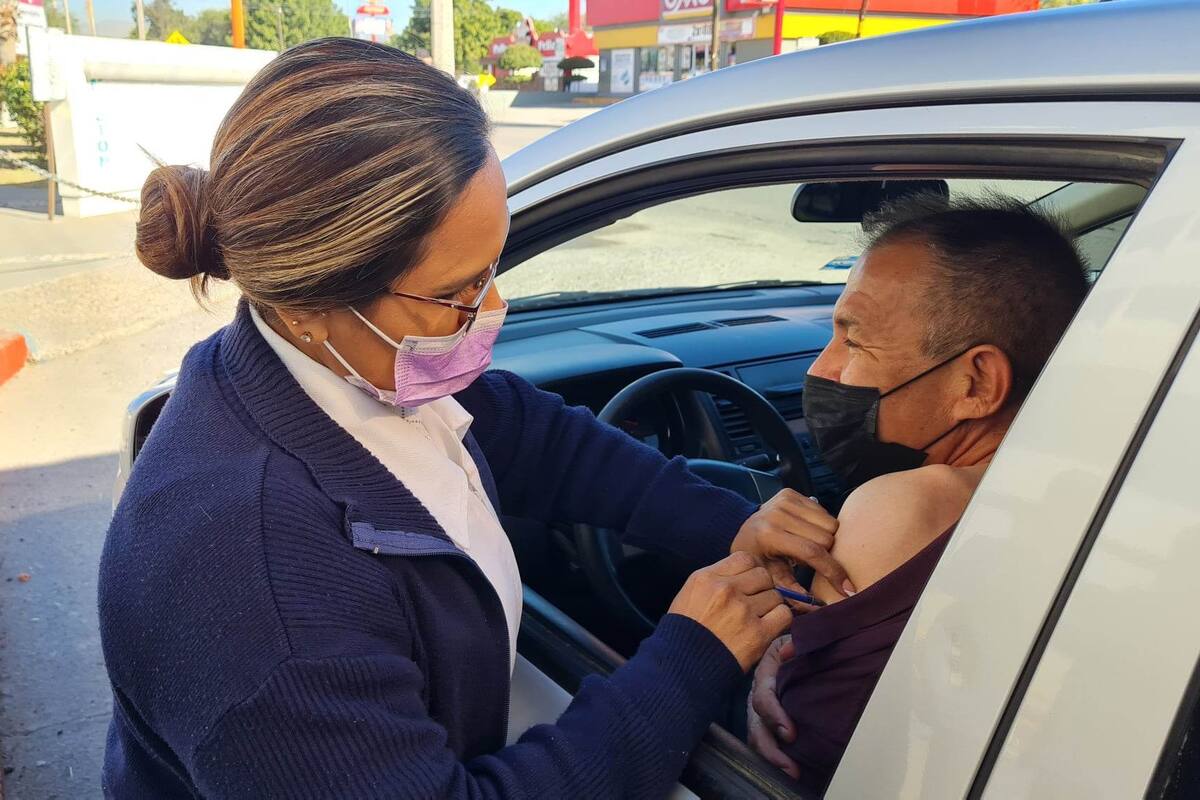 Hermosillo: Están vacunando contra la influenza en el Hospital Infantil por Drive Thru