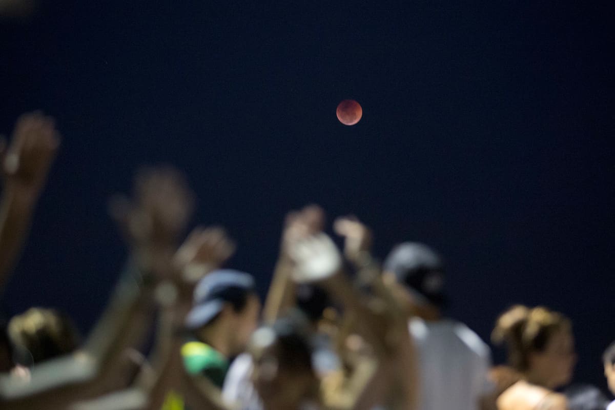 Hermosillenses podrán ser testigos hoy del eclipse total lunar