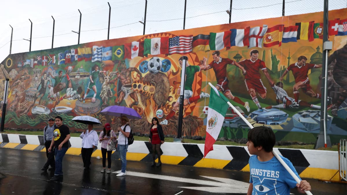 Estudio revela que la afición mexicana muestra bajo interés por el Mundial 2026 debido al aumento del costo de vida, el tráfico, la contaminación y la percepción de que los beneficios económicos no llegarán a la mayoría