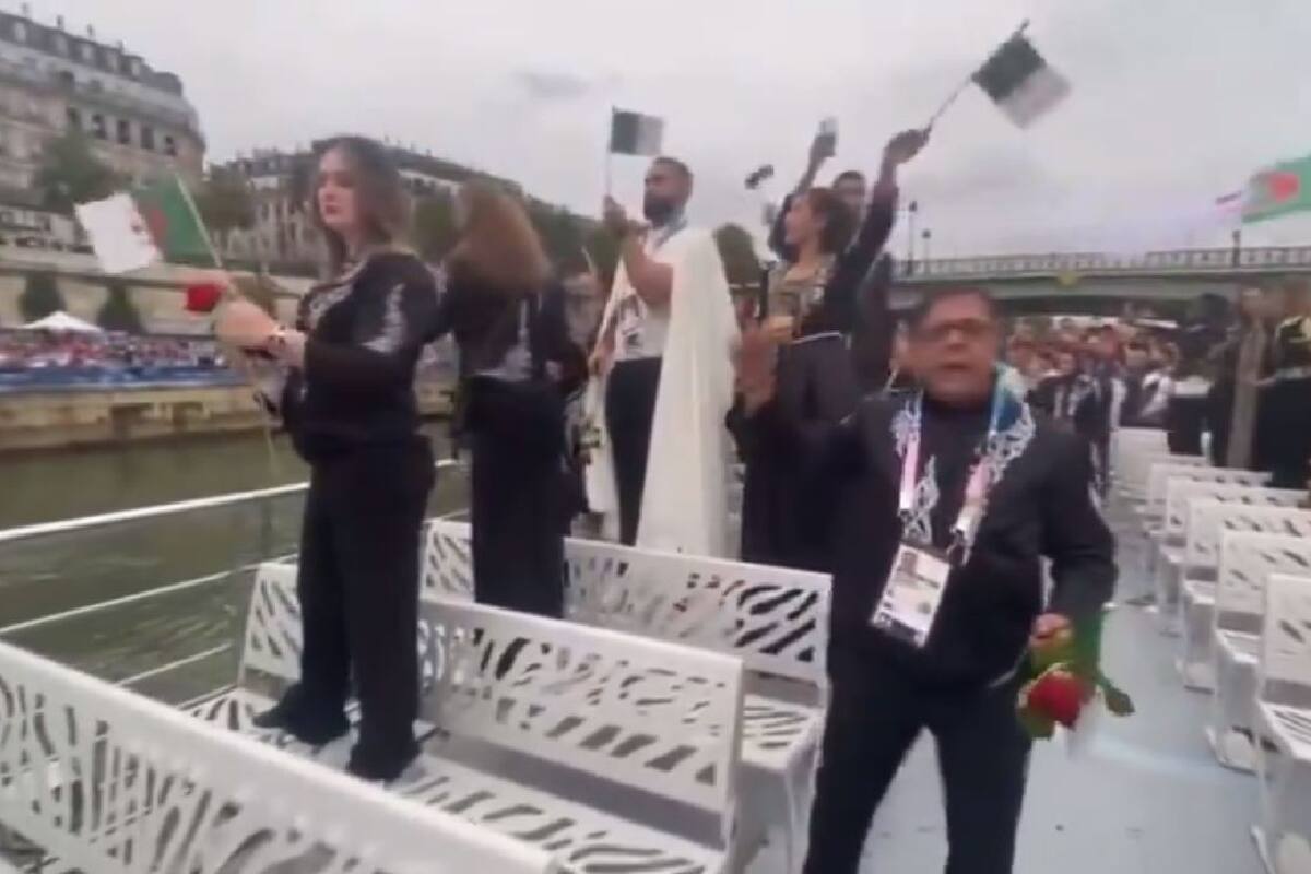 ¿Por qué argelinos arrojaron flores en el Río Sena en la inauguración de París 2024?