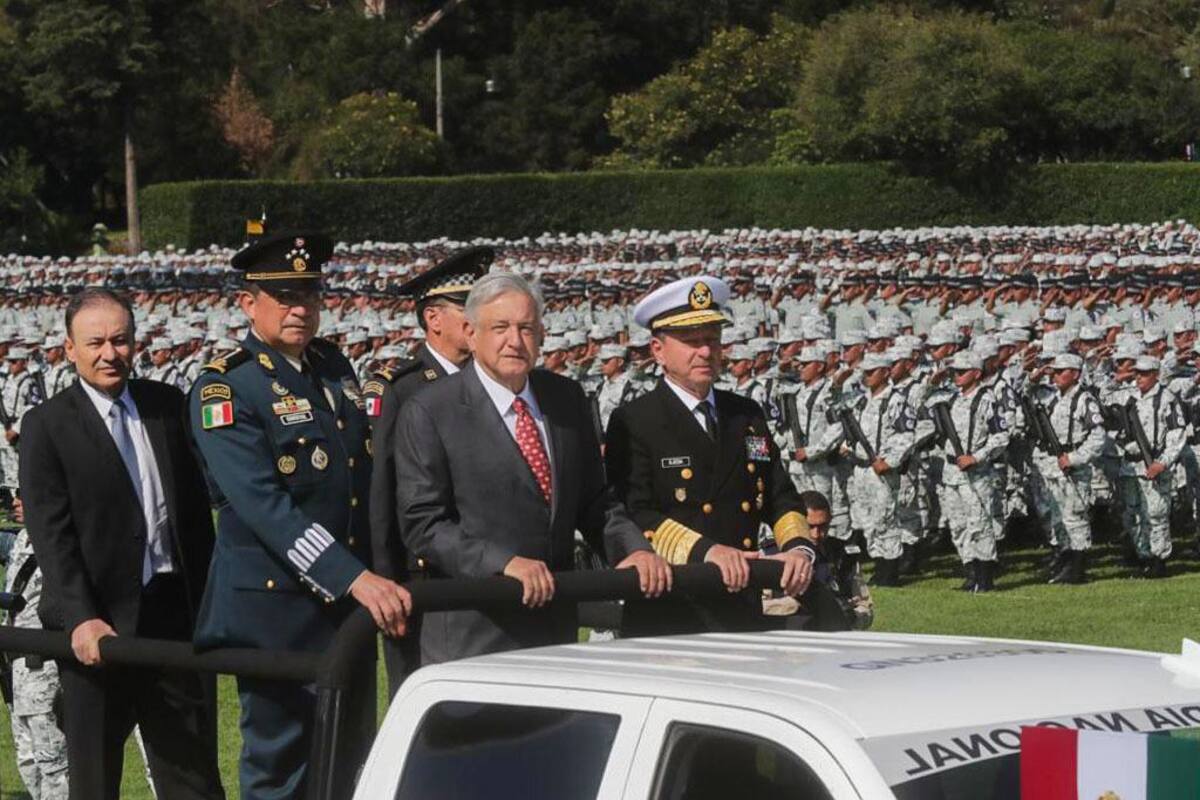 AMLO pide a Guardia Nacional que se 'aplique'