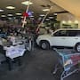Adulto mayor choca contra supermercado y lesiona a 7 personas