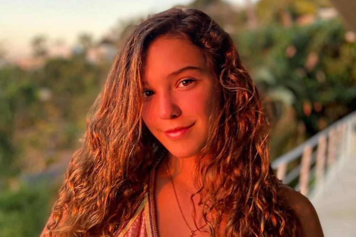 Mia Rubín canta en inglés y sorprende a sus fanáticos