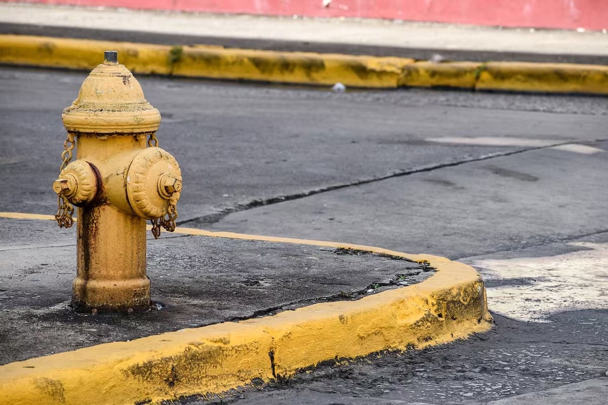 Dan mantenimiento al 40% de los hidrantes en Mexicali