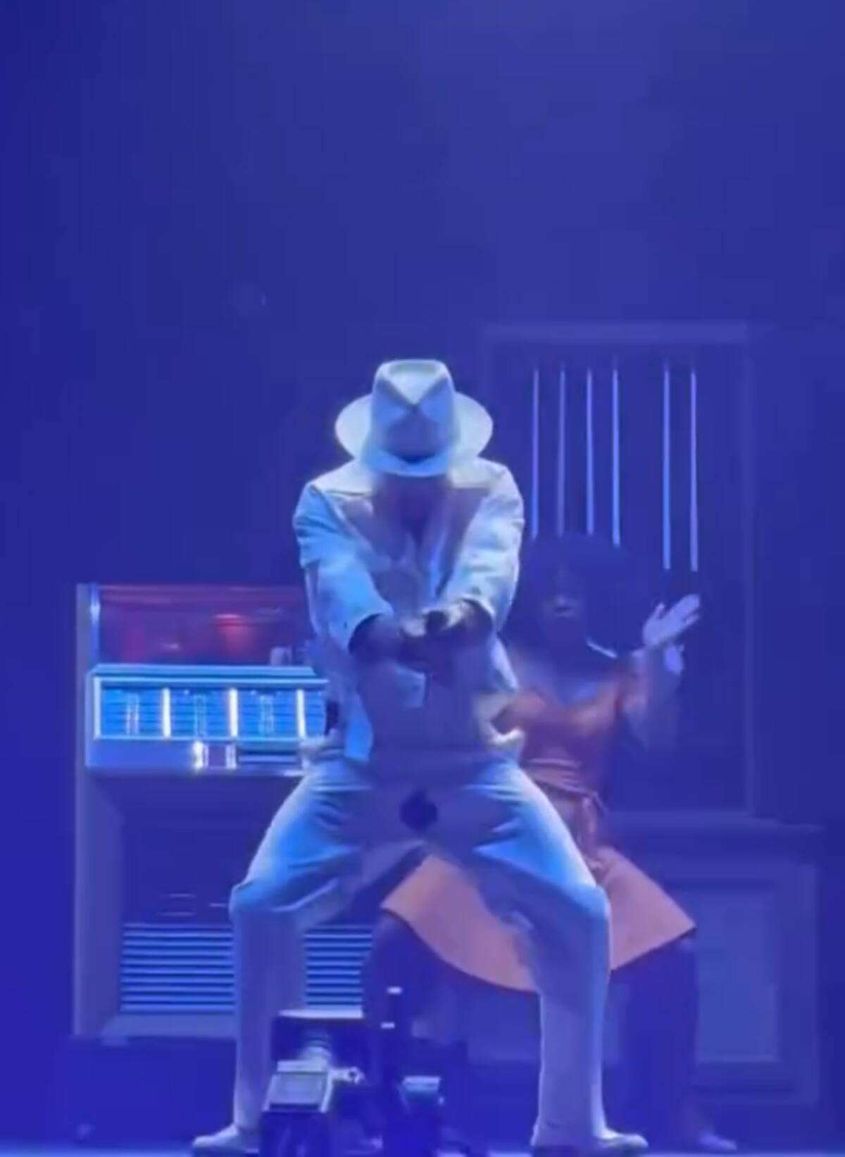 Esta acción no hizo más que destacar las cualidades de Rauw Alejandro. Foto: Cortesía