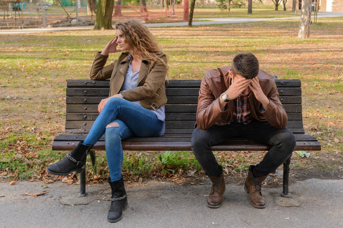 Cómo enfrentar una separación amorosa con alguien que todavía queremos, según expertos