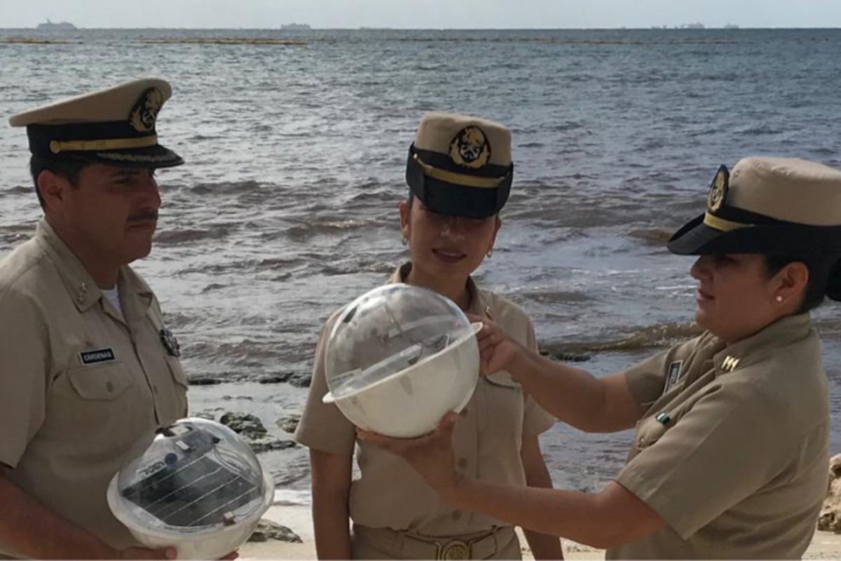 UABC donó boyas oceanográficas a la Secretaría de Marina
