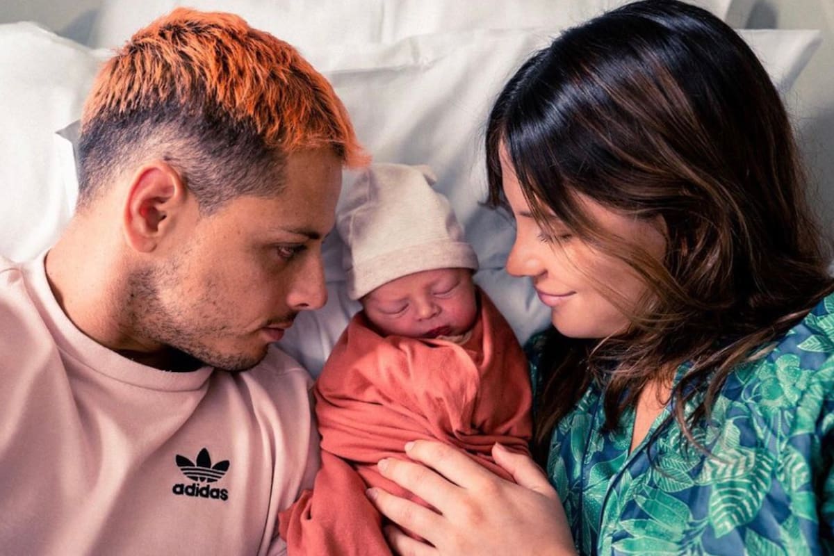 'Chicharito' comparte video del nacimiento del pequeño Noah