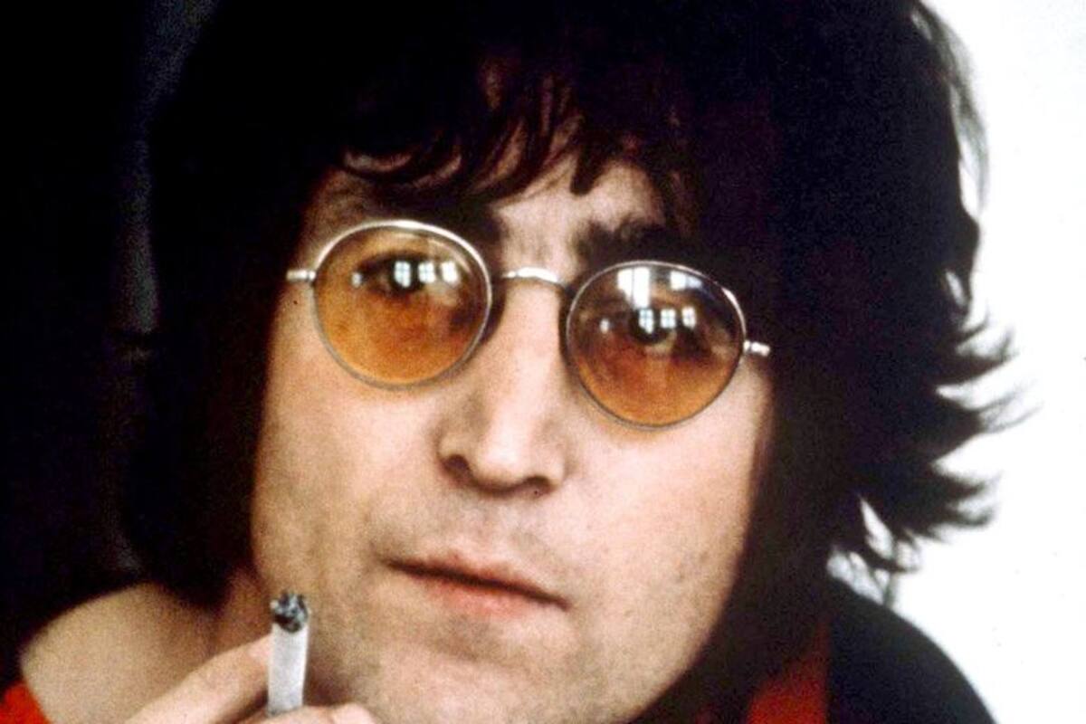 Subastarán gafas de redondas de John Lennon