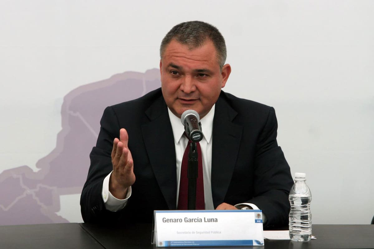 Detiene EU a ex secretario de Seguridad de Calderón