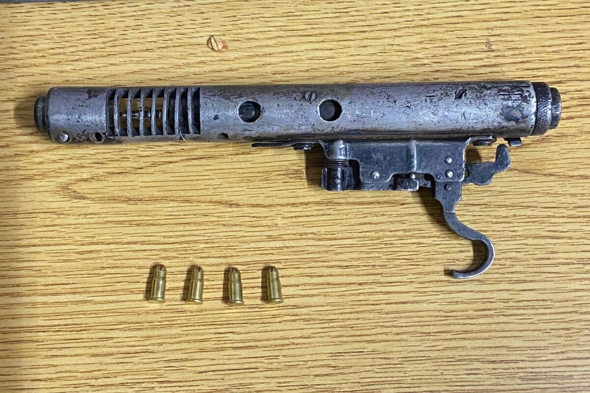 Traía pistola “hechiza” con balas de salva en SLRC