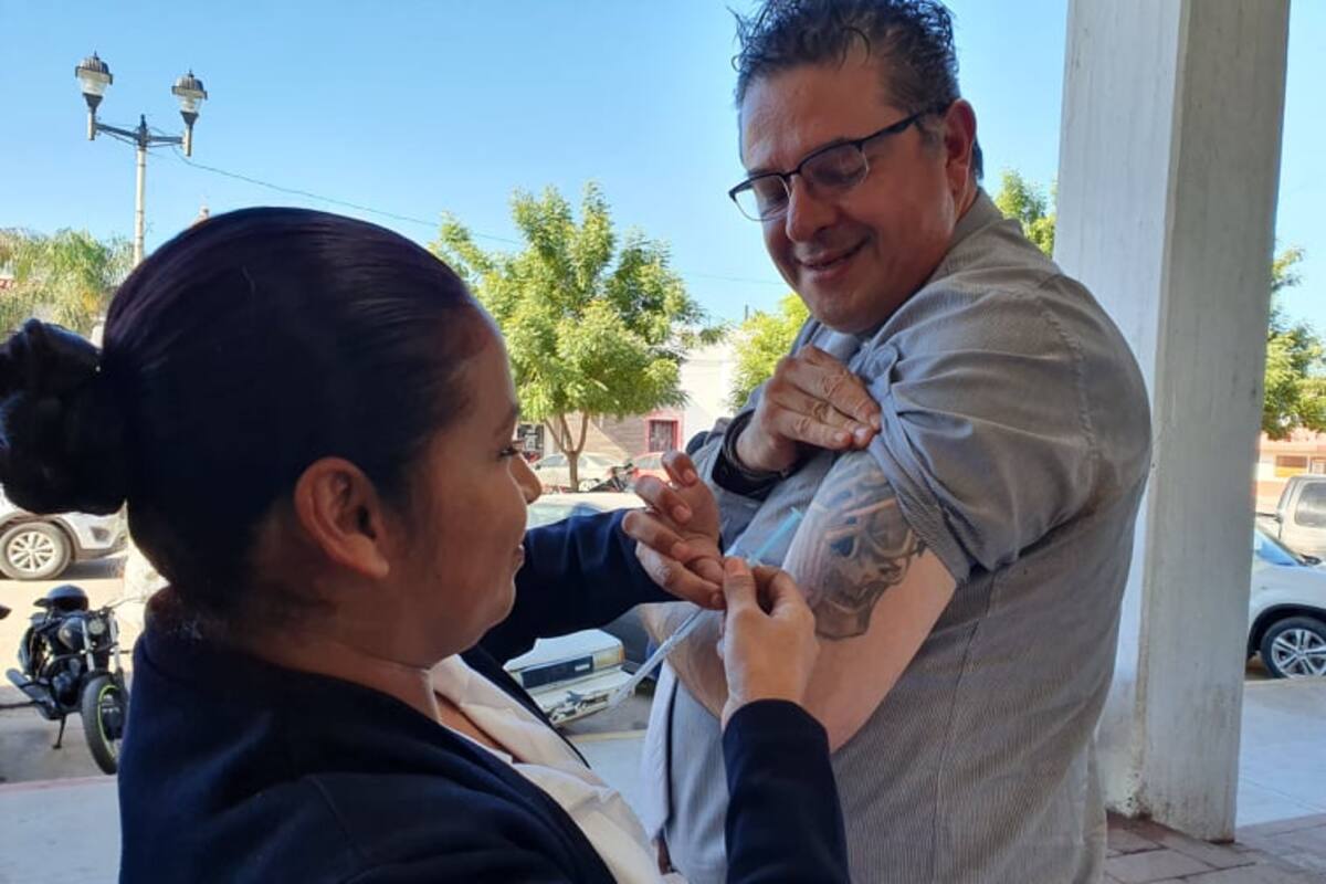 IMSS Sonora llama a vacunarse contra influenza, para prevenir contagios graves en temporada invernal