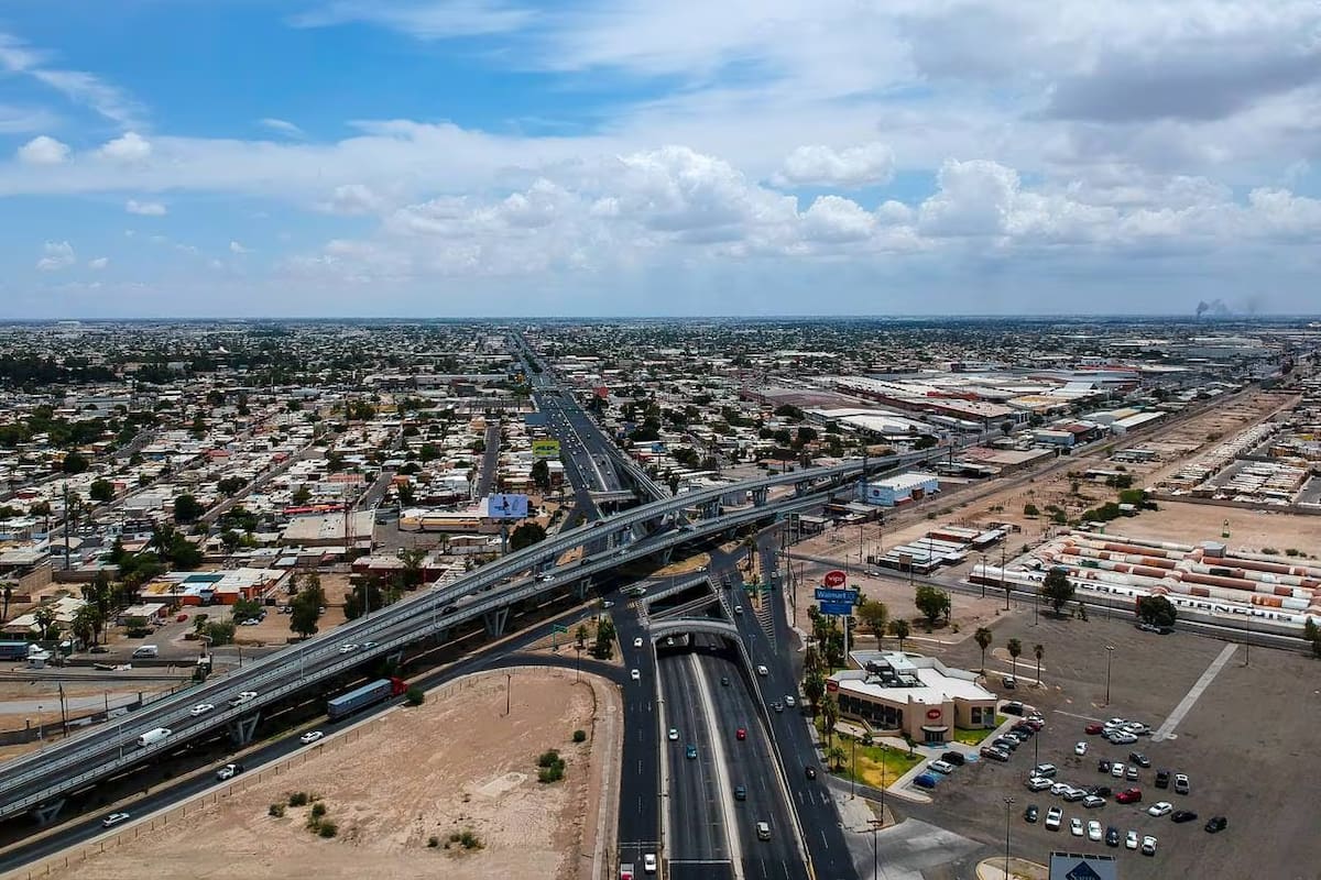 Por concluir primera etapa de construcción de distribuidor vial en Lázaro Cárdenas y Carranza