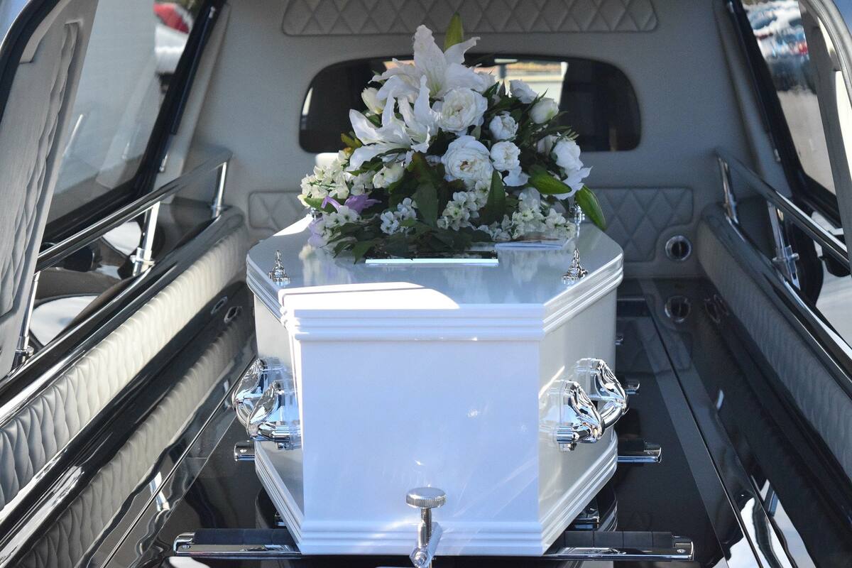 ¡No herede deudas! Un plan de gastos funerarios puede ayudar a sus finanzas