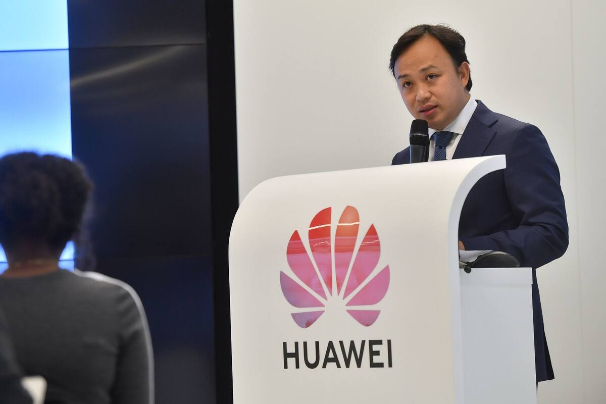 Huawei dice que es víctima de bullying por parte de EU