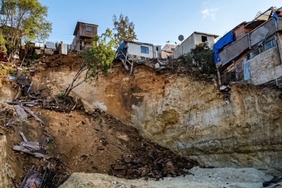 Siete viviendas están en riesgo por cortes de tierra en Santa Julia