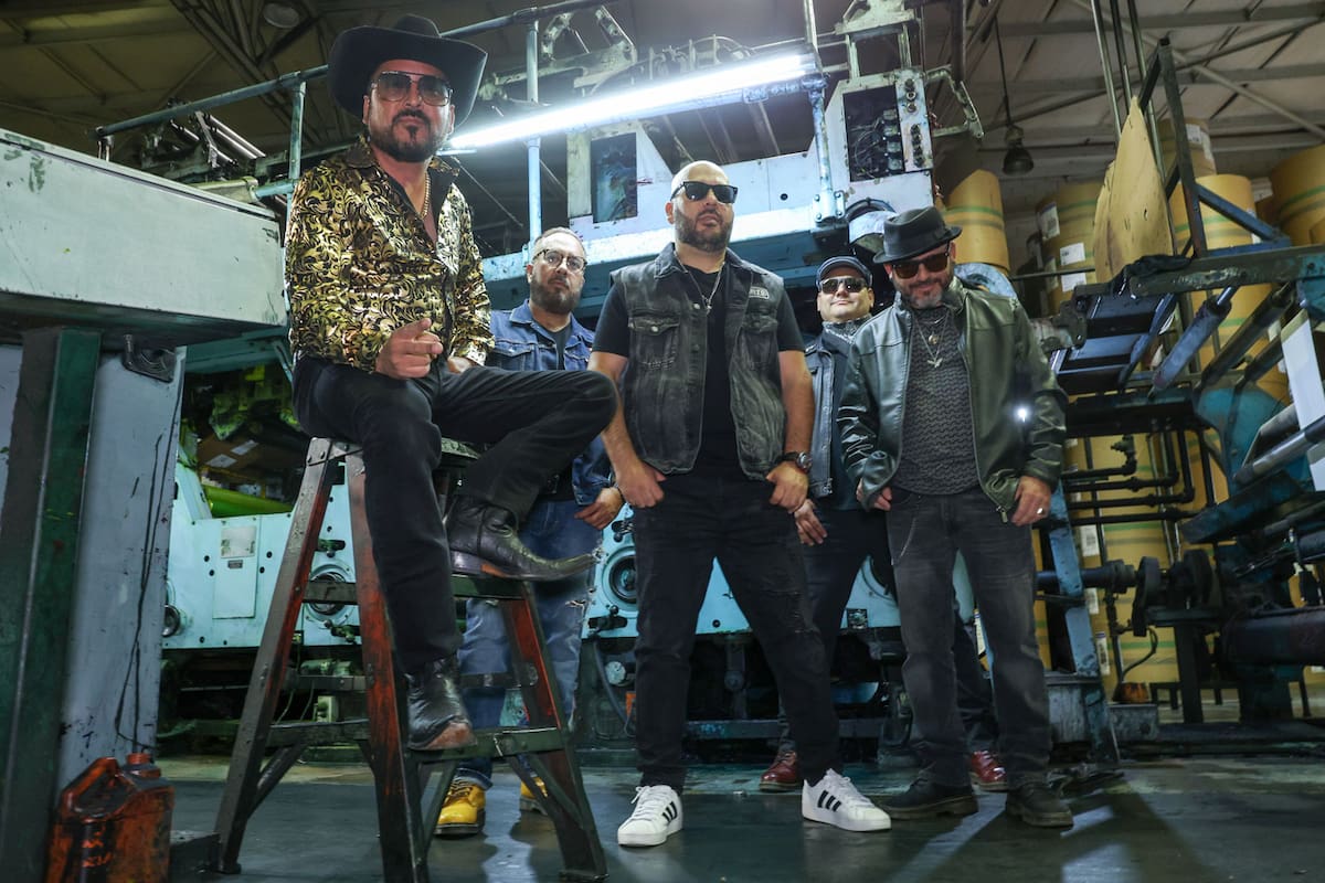 Isaac García, Jorge Martínez, Hugo Martínez, René Carrasco y Emmanuel Rodríguez (tejana), son cinco de los diez integrantes de Almalafa.