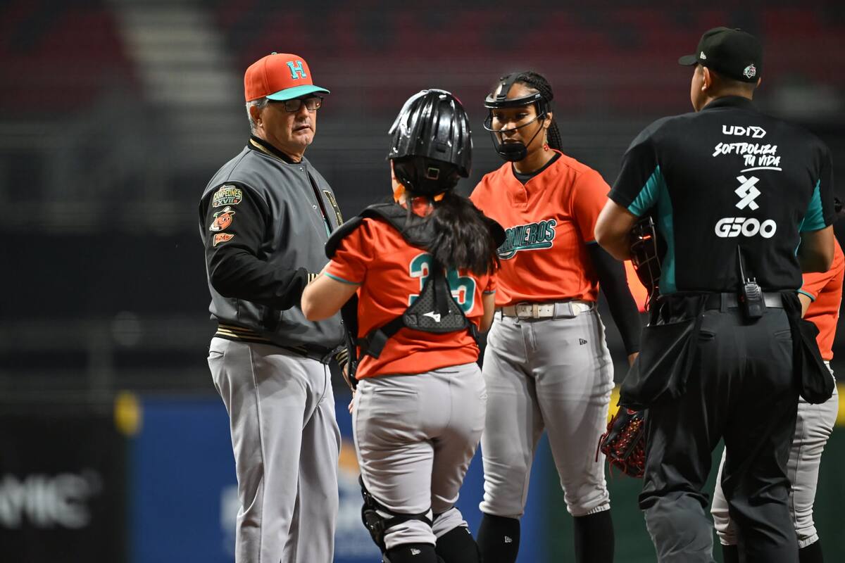 No alcanza a Naranjeros Femenil en casa de Diablos Rojos