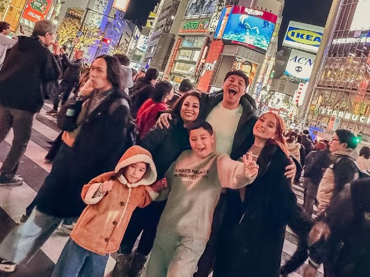 Eduin Caz disfruta vacaciones familiares en Japón