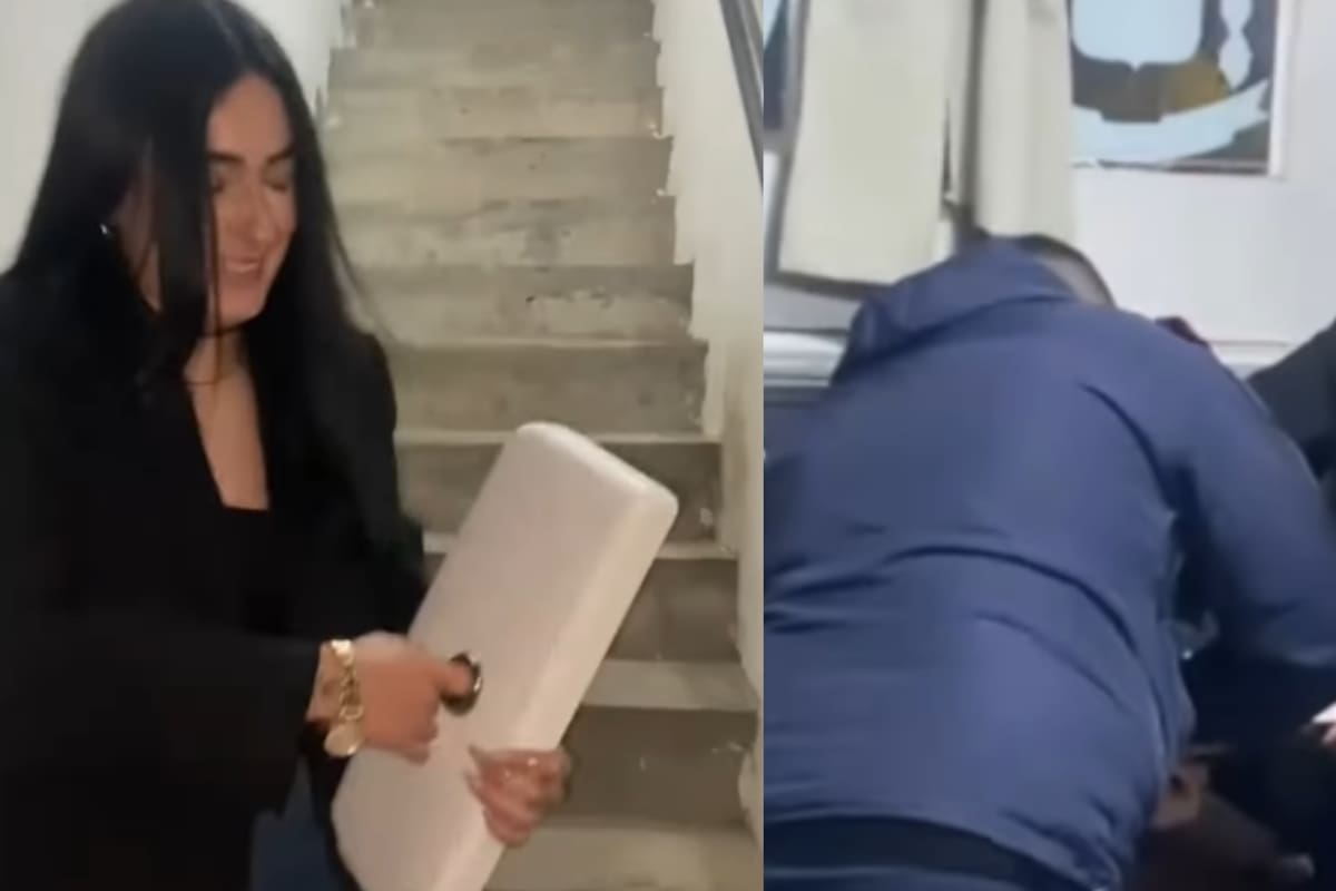 “Se llevó cargando la tapa”: mujer termina en urgencias tras atorarse un dedo con uñas acrílicas en el botón del baño