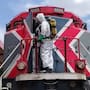 Descartan riesgo por gases tras reporte en tren de carga en Cajeme
