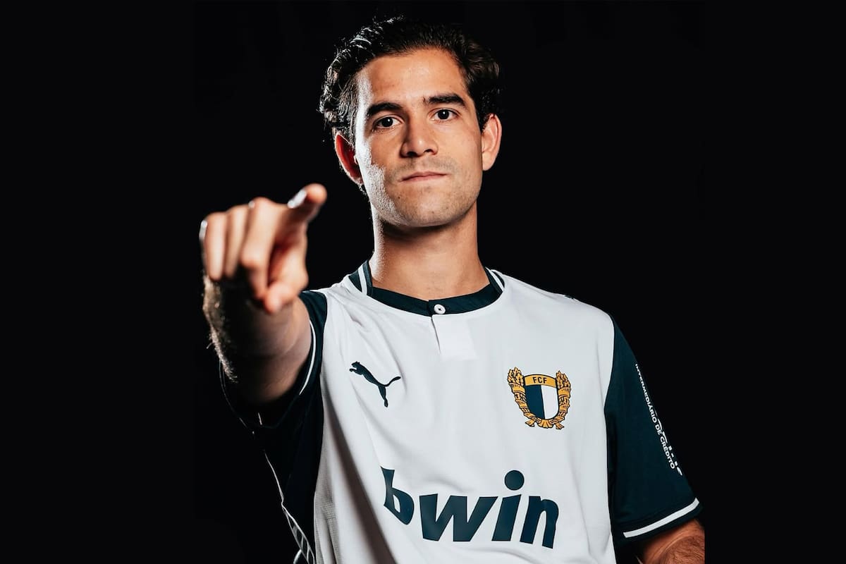 ‘Pato’ Salas ya encontró su primer gran obstáculo en Portugal: el fichaje más caro de la historia del Famalicão marcó un doblete