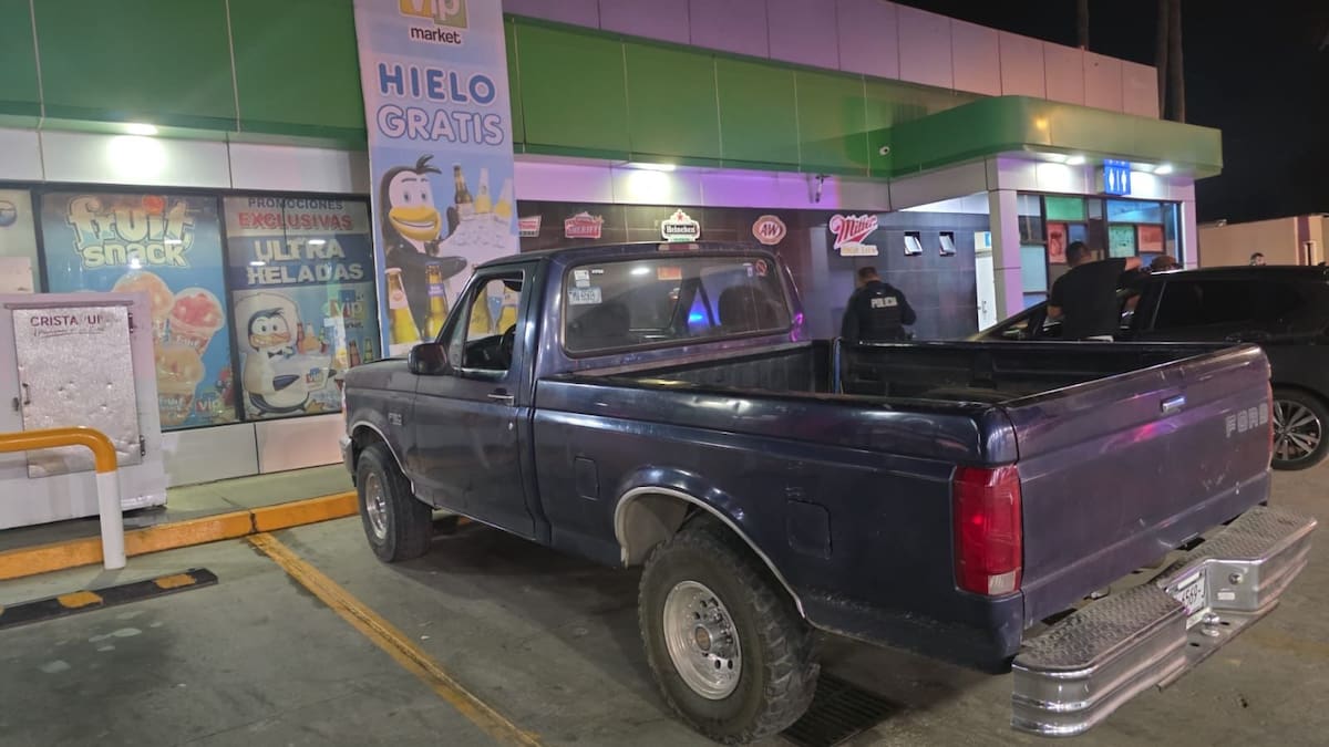 Ataque armado en gasolinera de Rosarito termina con un hombre privado de la libertad